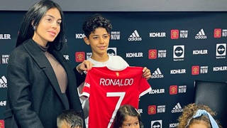 Ronaldonun oğlu da “Mançester Yunayted”lə müqavilə bağladı