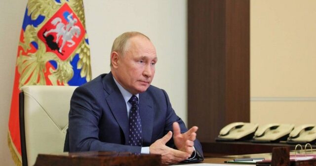Ukrayna komandasının təqdimatı zamanı Putin yuxuya getdi – VİDEO