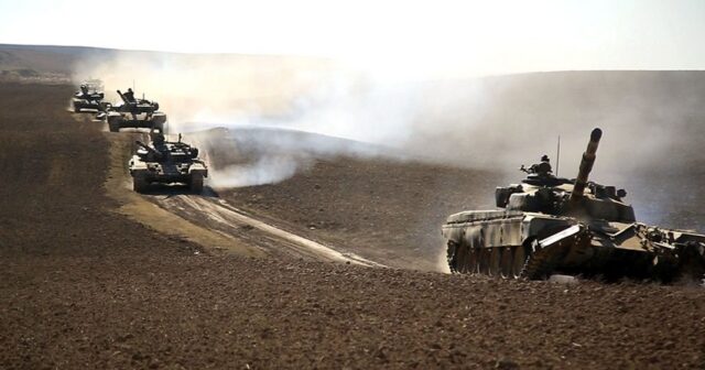 Azərbaycan Ordusunun mexanikləşdirilmiş və tank bölmələrinin məşğələləri keçirilir-VİDEO