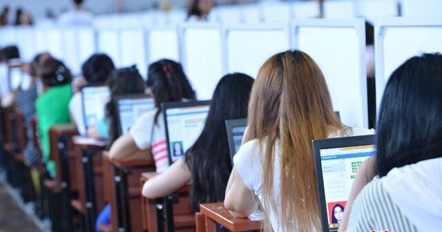 Müəllimlərin sertifikasiya həyəcanı: Çıxış yolu varmı?