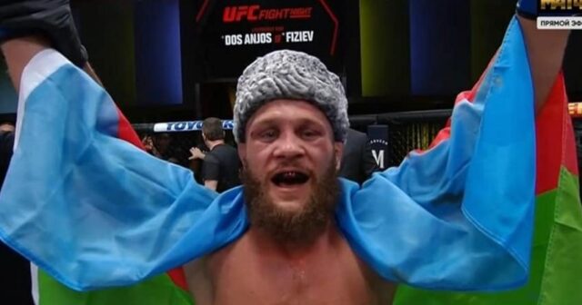 Rafael Fiziyev UFC-də Azərbaycan bayrağı altında ilk döyüşündə qələbə qazanıb-VİDEO