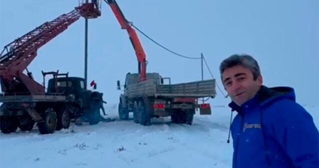 “Azərişıq” Kəlbəcərin Alagöllər istiqamətindəki ən ucqar nöqtələrə işıq xətti çəkir – Video