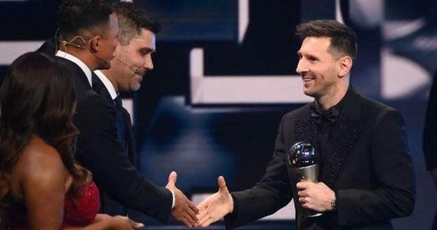 Messi ilin ən yaxşı futbolçusu seçildi