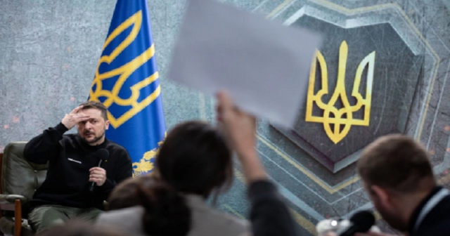 Zelenski “Rusiya” adının “Moskoviya” kimi dəyişdirilməsi petisiyasına reaksiya verdi