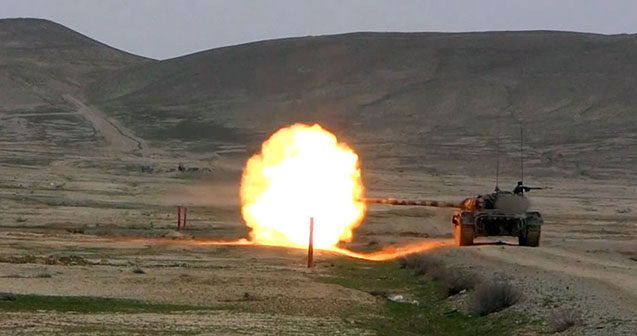 Tank bölmələrinin döyüş hazırlığı artırılır – Video