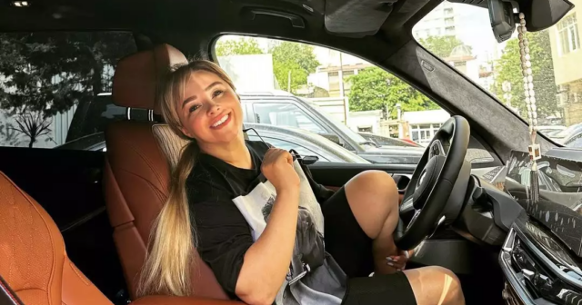 Xatirə İslamın 300 minlik “BMW”si – FOTO