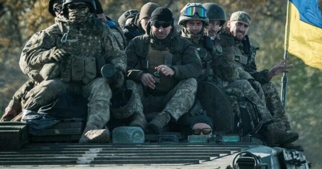 Ukrayna ordusu hücum edir, Baxmut istiqamətində strateji üstünlüyü ələ keçirib
