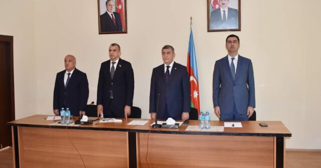 Şirvan Şəhər İcra Hakimiyyəti başçısının sakinlərlə növbəti səyyar görüşü keçirilib