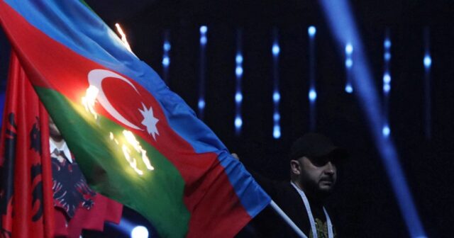 Azərbaycan bayrağını yandırdığına görə DÜNYA ÇEMPİONATI Ermənistandan ALINDI