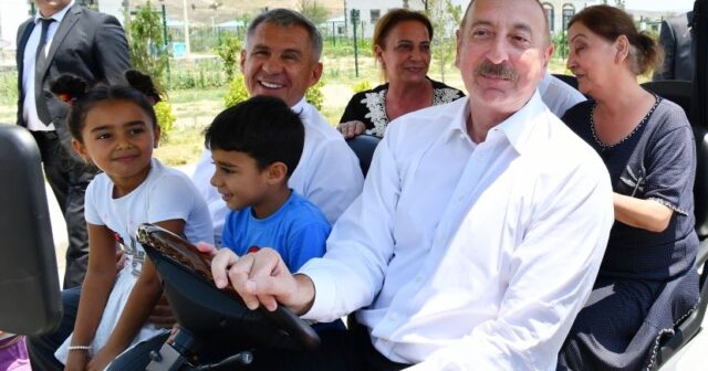 Prezident Minnixanovla birgə Ağalı kəndində
