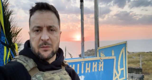 Zelenski İlan adasında: Müharibənin 500-cü günündə-VİDEO
