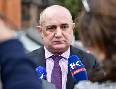 Babayan Arayiki devirmək üçün hərəkətə keçdi