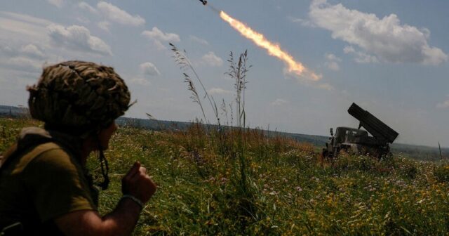 Ukrayna Baş Qərargahı: “Donetsk və Luqanskda ağır döyüşlər gedir”