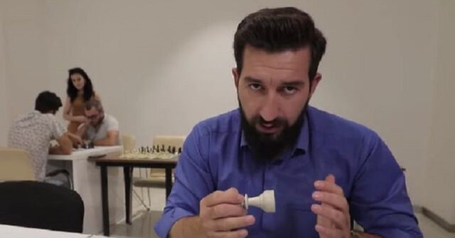 Ərinin pulunu sevgilisindən ala bilmədiyi üçün onu öldürdü – VİDEO
