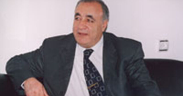 Əhməd Hüseynovun məhkəmə zalında həbsi tələb edildi