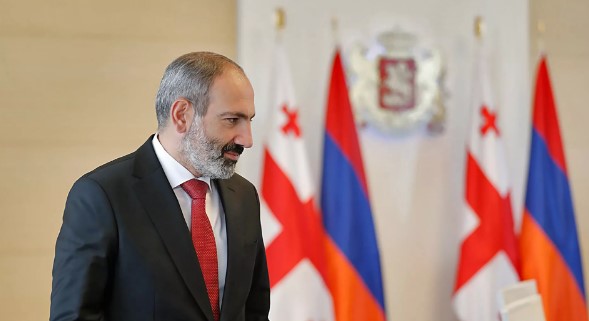 PAŞİNYAN GÜRCÜSTANA  GEDİR