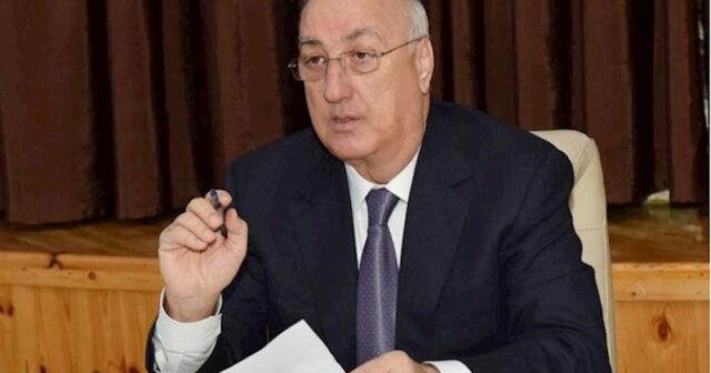 Zakir Fərəcovdan şübhəli 130 minlik müqavilələr — FAKTLAR