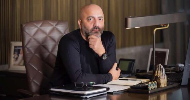 Mübariz Mənsimovun atasının 40 məclisinə məşhurlar axın etdi – FOTO