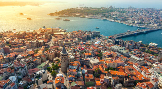 İSTANBULDA DAĞIDICI ZƏLZƏLƏ GÖZLƏNİLİR