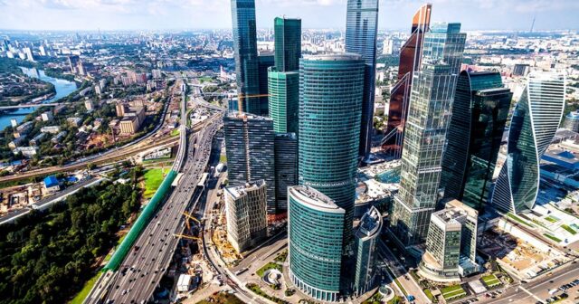 Moskvanın məşhur biznes mərkəzinə dron hücumu olub, yaralanan var-VIDEO