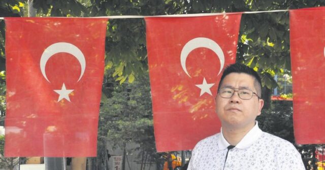 ERMƏNİSTANDAN QOVULDU, TÜRK AGENTİ OLMAQDA İTTİHAM EDİLDİ, BAŞINA SİLAH DAYADILAR