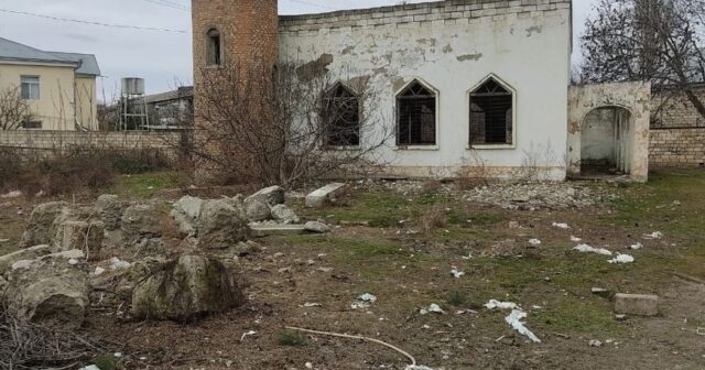 Xudat şəhərindəki Сümə Məscidi xarabalığa çevrilib – FOTO