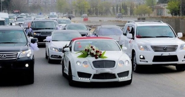 “Lexus”la toy karvanında avtoxuliqanlıq edən şəxs HƏBS EDİLDİ – FOTO