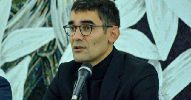 Diplomu olmayan Rüfət Həsənov yüksək vəzifəsindən azad olundu