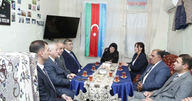 Şirvanda “Anım Günü” ərəfəsində şəhid ailələri ziyarət olunur