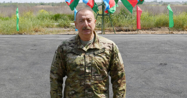 Prezident Zəngilanın Alıbəyli kəndinin təməlini qoyub