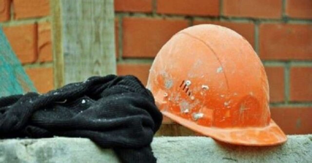 Sumqayıtda usta çoxmərtəbəli binadan yıxılaraq ölüb