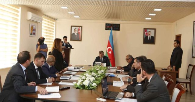 Şirvan İcra Hakimiyyətində şəhər təsərrüfatında vəziyyət və infrastruktur layihələr müzakirə olunub