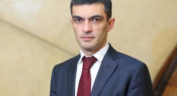 GEYDİRMƏ SEPARATÇI “NAZİR” İNGİLİS DEPUTATI İRƏVANDA QARŞILADI