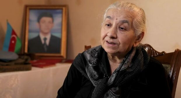72 şəhid nəşinin içindən oğlu tapılan ana – VİDEO