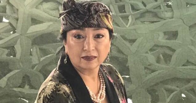 Tahir Salahovun qızı rəssam Alagöz Salahova vəfat edib