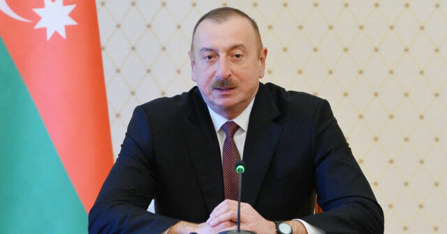 İlham Əliyev: “Bakı-Tbilisi-Qars dəmir yolu tərəfimizdən müasirləşdirilir”