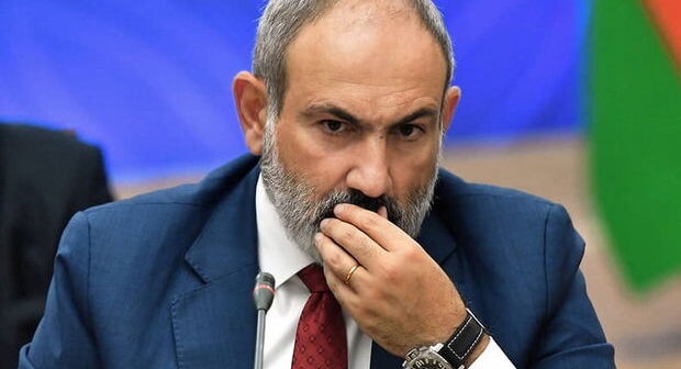 KİV: Paşinyan Qarabağı könüllü tərk edən erməniləri İrəvana buraxmaq istəmir
