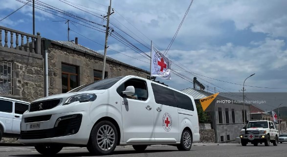 QARABAĞDAN ERMƏNİSTANA 11 XƏSTƏ APARILDI