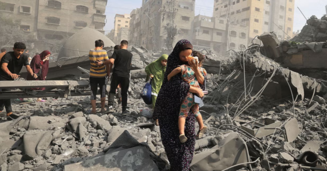 Qəzzanın bombardmanı zamanı 1055 fələstinli həyatını itirib