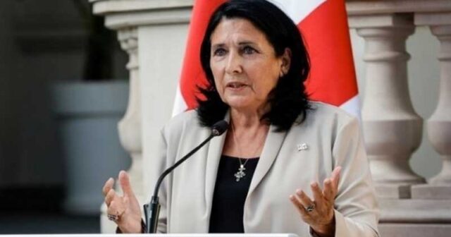 Zurabişvili istefa verməkdən imtina etdi