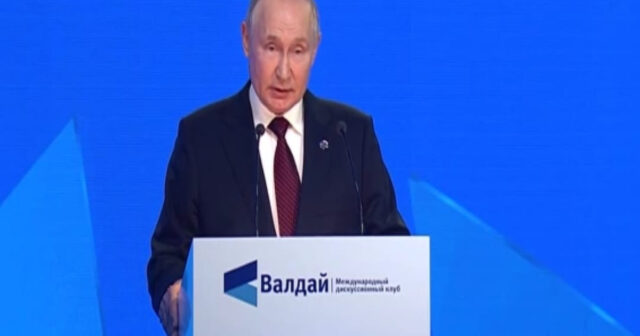 Putin: Rusiya dünyada ən böyük ölkədir, biz yeni torpaqlar axtarmırıq