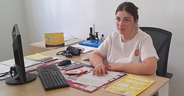 Xəstənin qarnında tənzif unutdu, məsuliyyətdən azad edildi