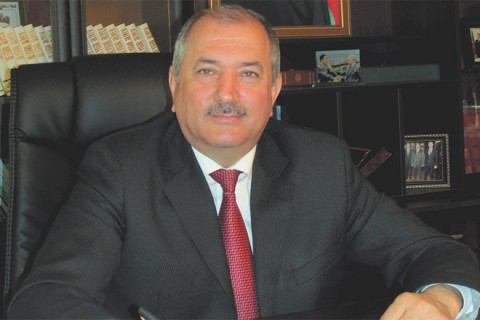 Suraxanı icra başçısı obyekt inşası və küçə ticarətindən nə qazanır? (FOTO)