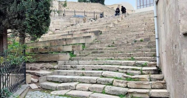 “İÇƏRİ ŞƏHƏRDƏ TARİXİ MƏHV EDİRLƏR” – TARİXÇİ