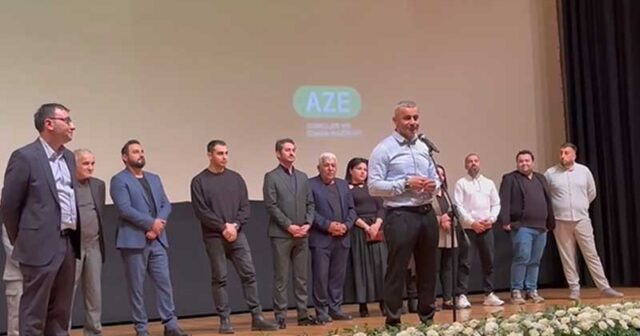 Qurban Qurbanov göz yaşlarını saxlaya bilmədi (VİDEO)