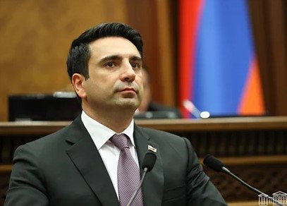 SİMONYAN: AZƏRBAYCANLILARLA YAN-YANA YAŞAMAĞIMIZI İSTƏMƏYƏNLƏRİ TAPDIM