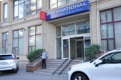 Международная 2 1. International Medical Center Baku. International Medical Center-1. Интернешнл Медикал центр в Баку. Клиника Интернешнл 2 в Баку.