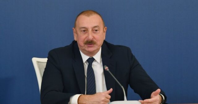 Prezident: Deportasiya olunmuş yüz minlərlə azərbaycanlının mülkiyyəti, müqəddəs yerləri qorunmalıdır
