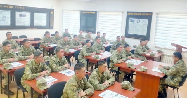 Azərbaycan Ordusunda ictimai-siyasi hazırlıq məşğələləri keçirilir