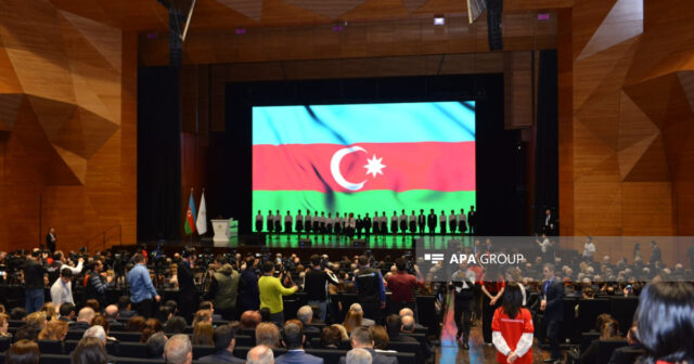 Azərbaycan müəllimlərinin XVI qurultayı keçirilir – FOTO